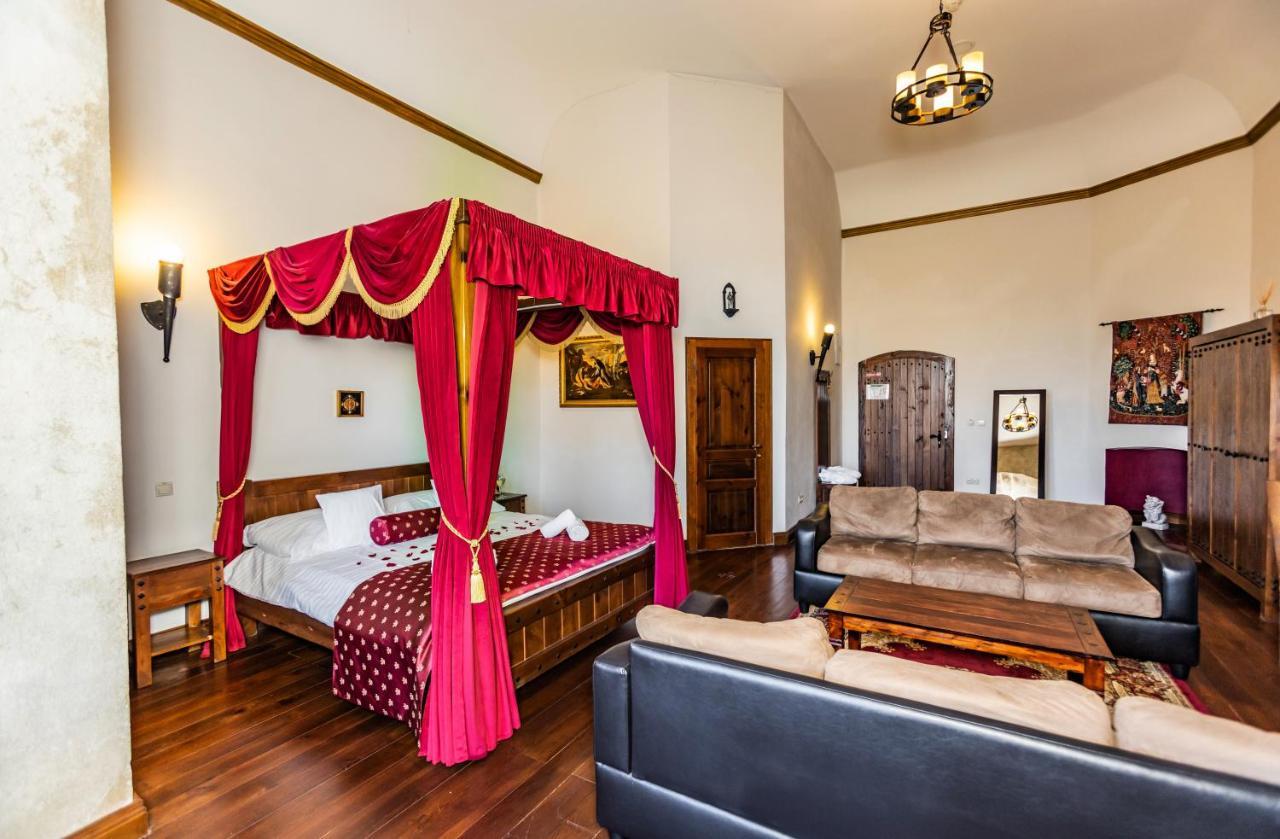 Hotel Grand Viglas Zólyom Kültér fotó