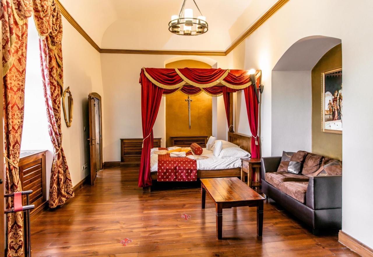 Hotel Grand Viglas Zólyom Kültér fotó