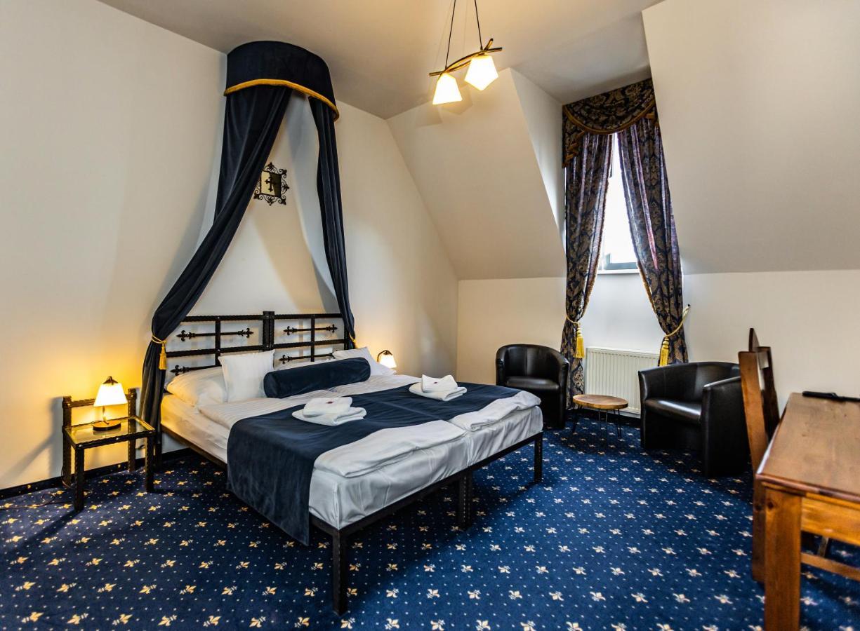 Hotel Grand Viglas Zólyom Kültér fotó
