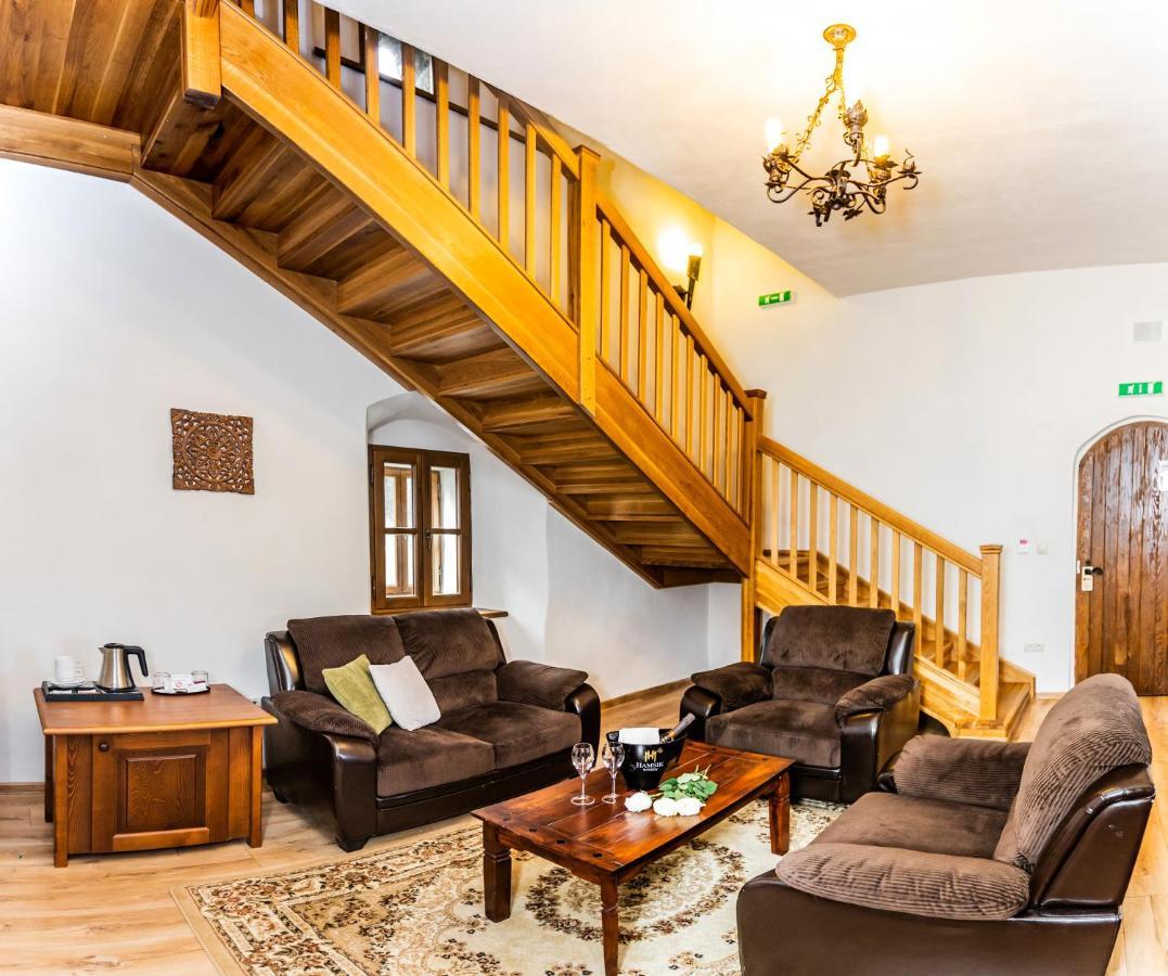 Hotel Grand Viglas Zólyom Kültér fotó