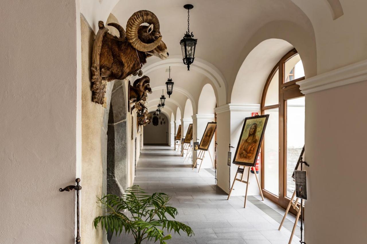 Hotel Grand Viglas Zólyom Kültér fotó